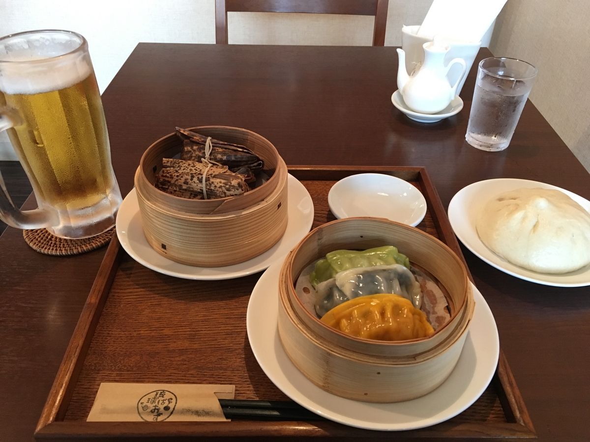 琉球ぱおず
bluesealアイス
街中のオシャレなお店