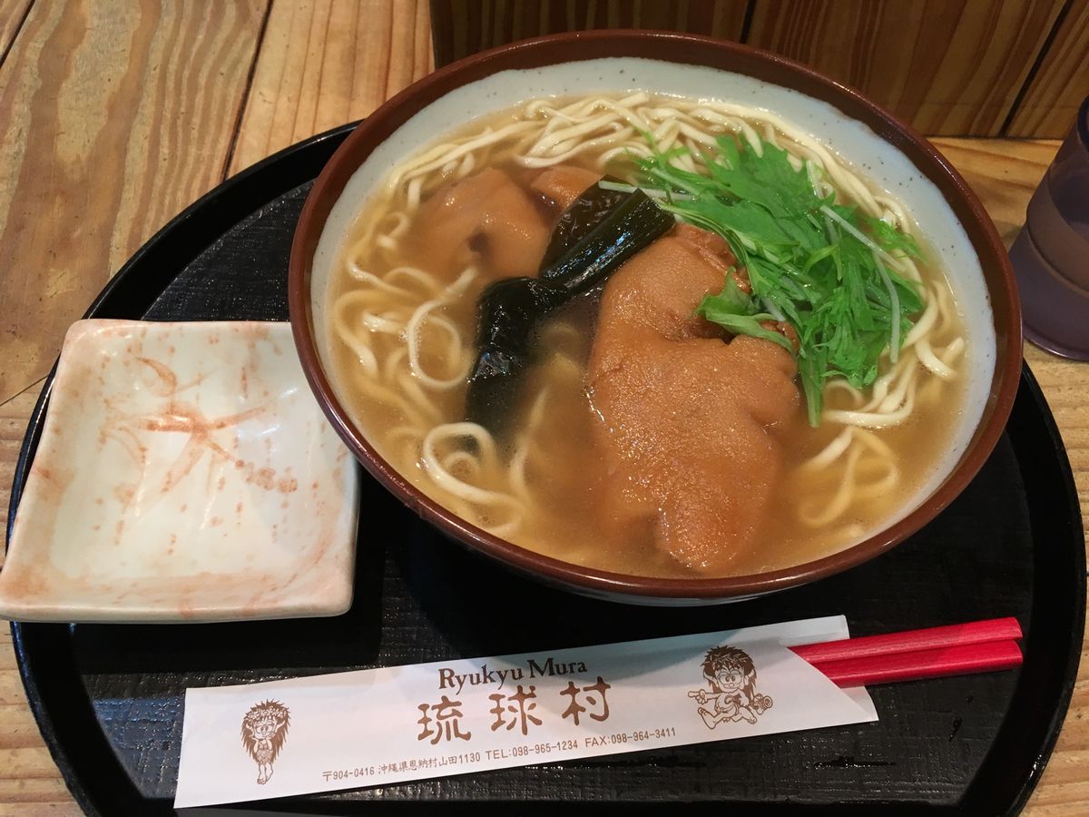 前乗りして沖縄1人観光！
琉球村@那覇空港で朝ごはん