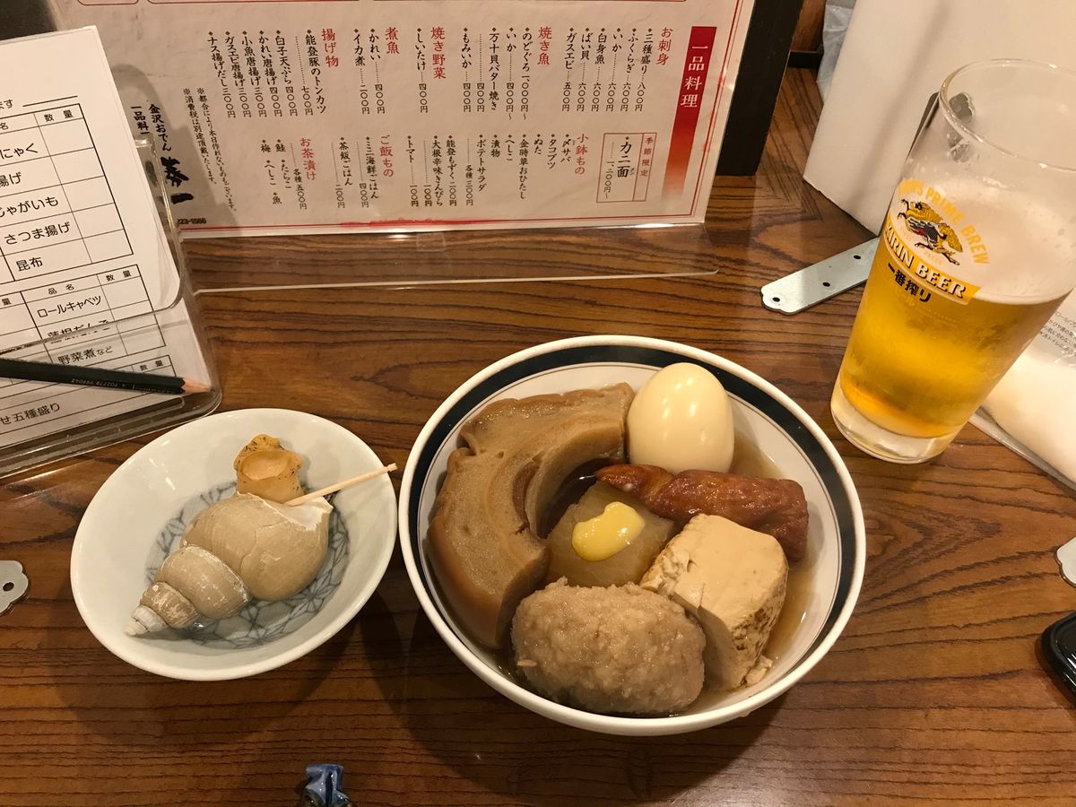 勝一(金沢)
30分で3杯飲んで食べてお会計！
おでんに天狗舞に…美味でした。
