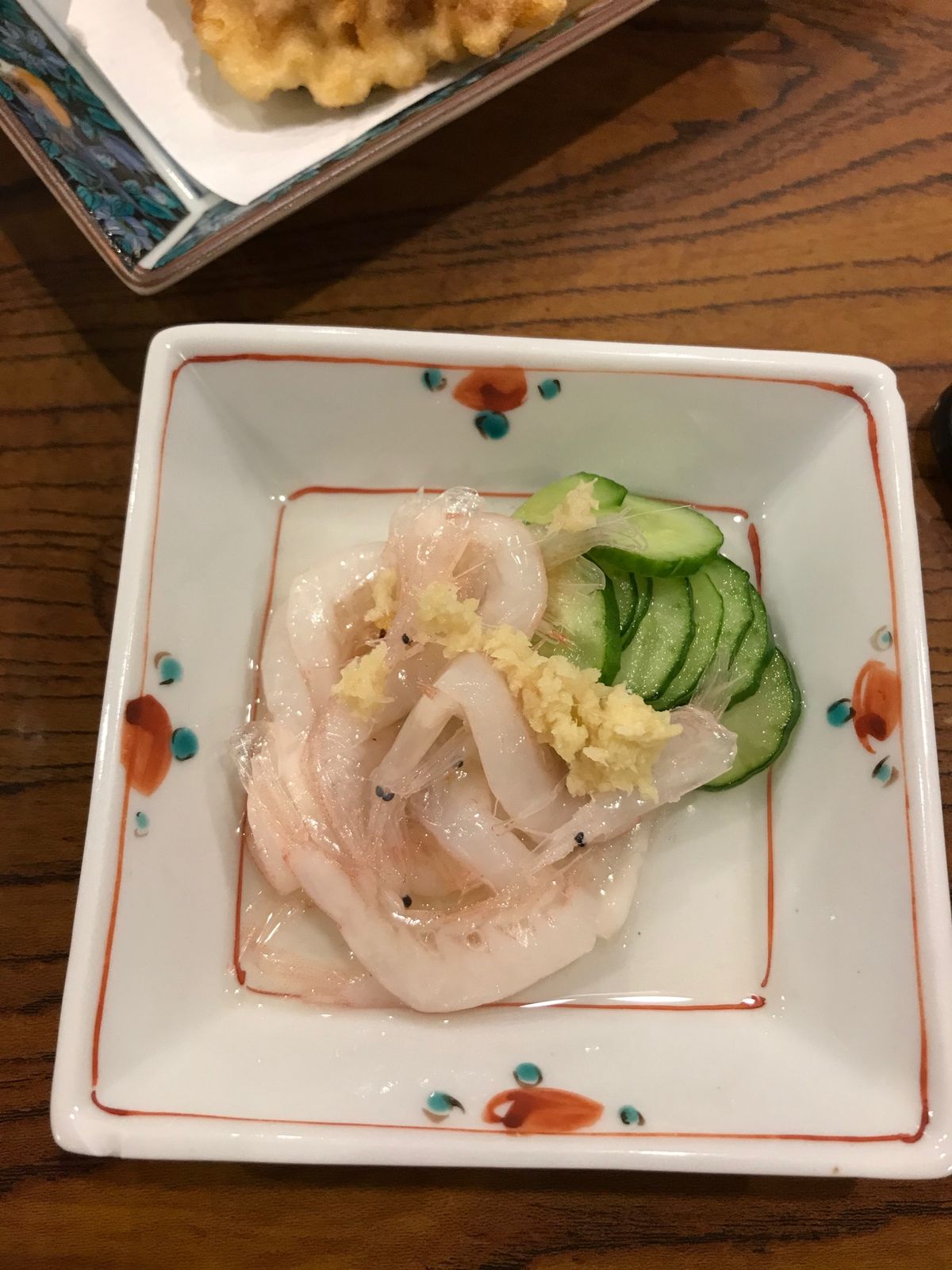勝一(金沢)
30分で3杯飲んで食べてお会計！
おでんに天狗舞に…美味でした。
