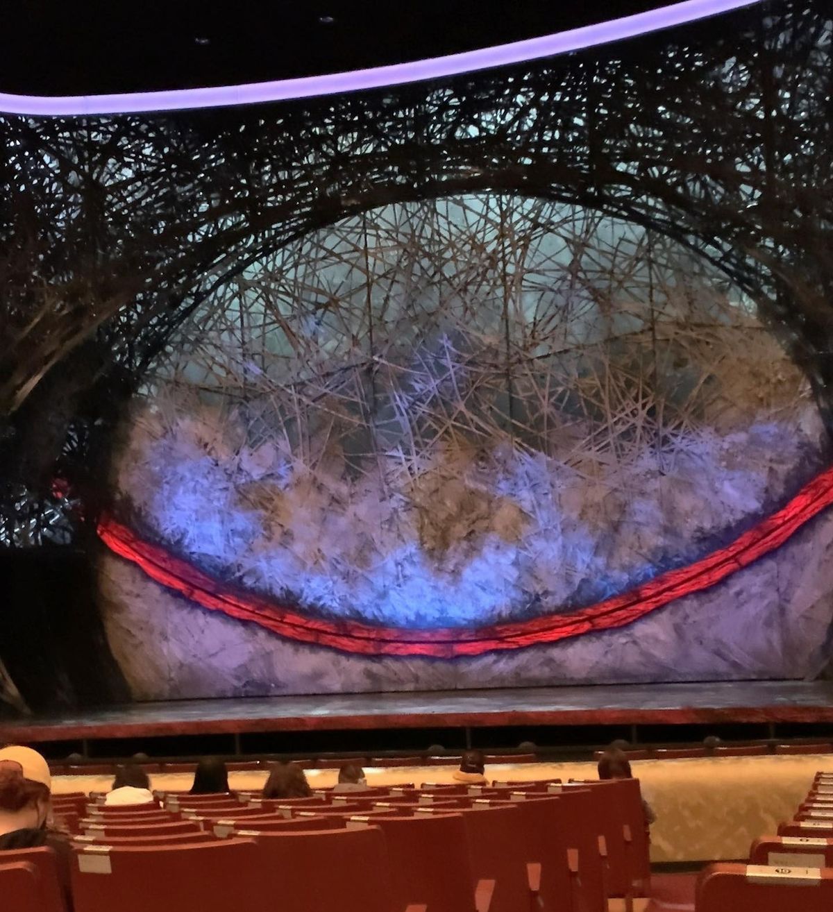 ★1日目

マイレージで✈️

「웃는 남자』千秋楽。

📍芸術の殿堂
