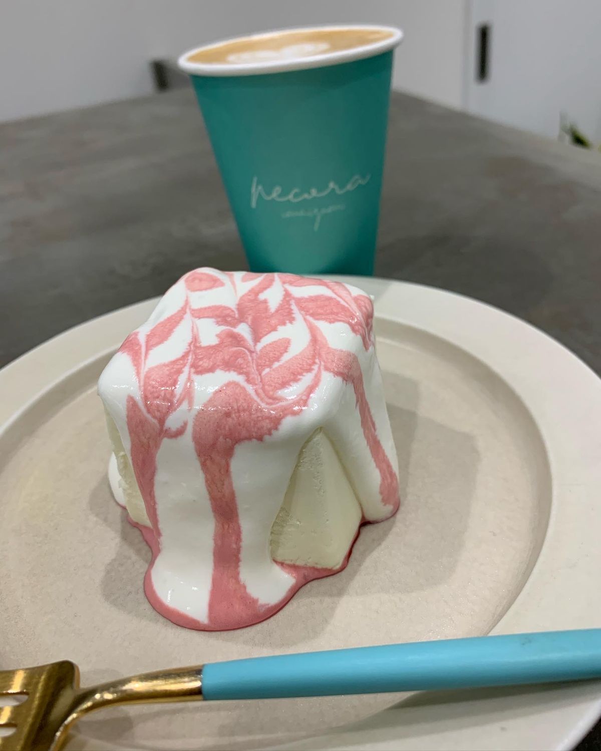 ★2日目
行きたかったcafe。

📍pecora_fukuoka