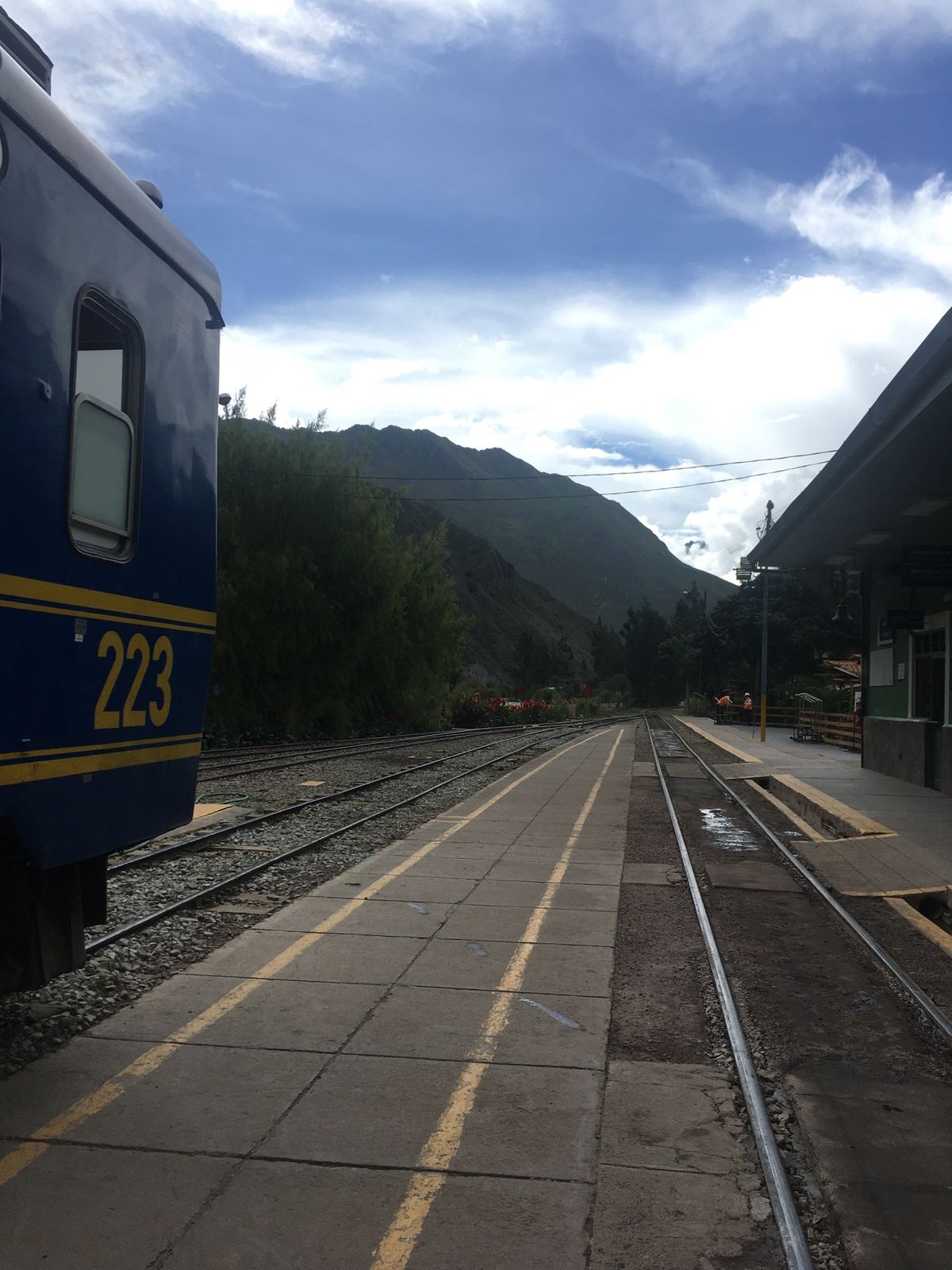 オリャンタイタンボからペルーレイルにのってマチュピチュへ