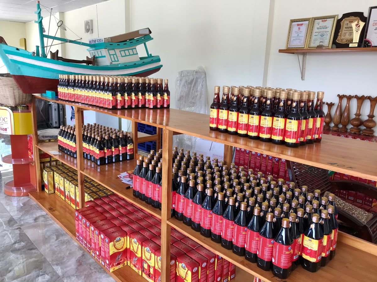 Fish sauce factory
フーコック島の中央部にあった魚醤製造...