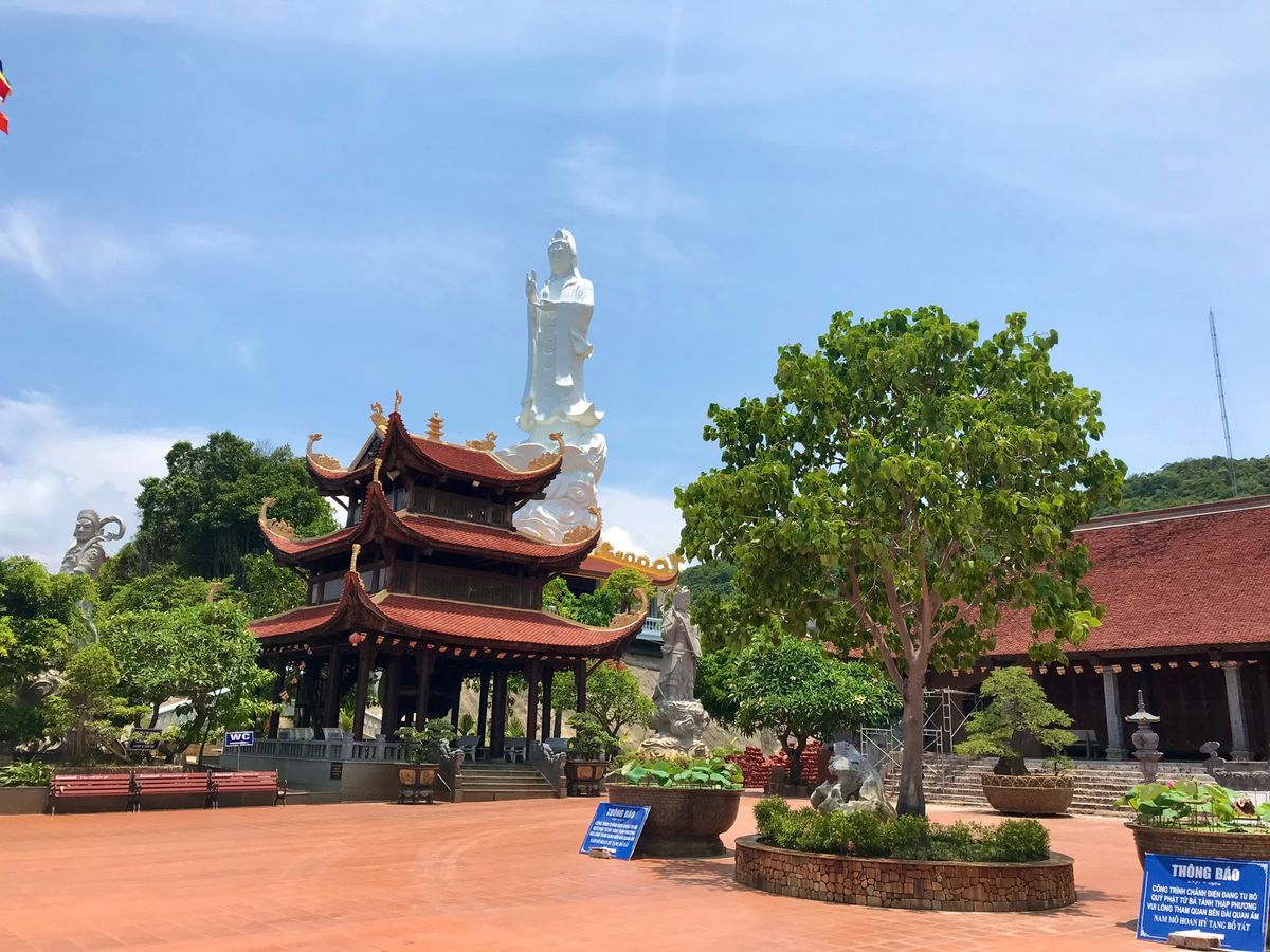 Trúc Lâm Hộ Quốc Zen Monastery
フーコックで...