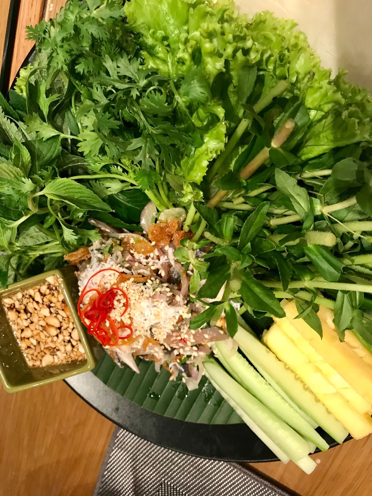 インターコンチネンタルフーコックのディナー
宿泊料金に込みの3品コースは、...