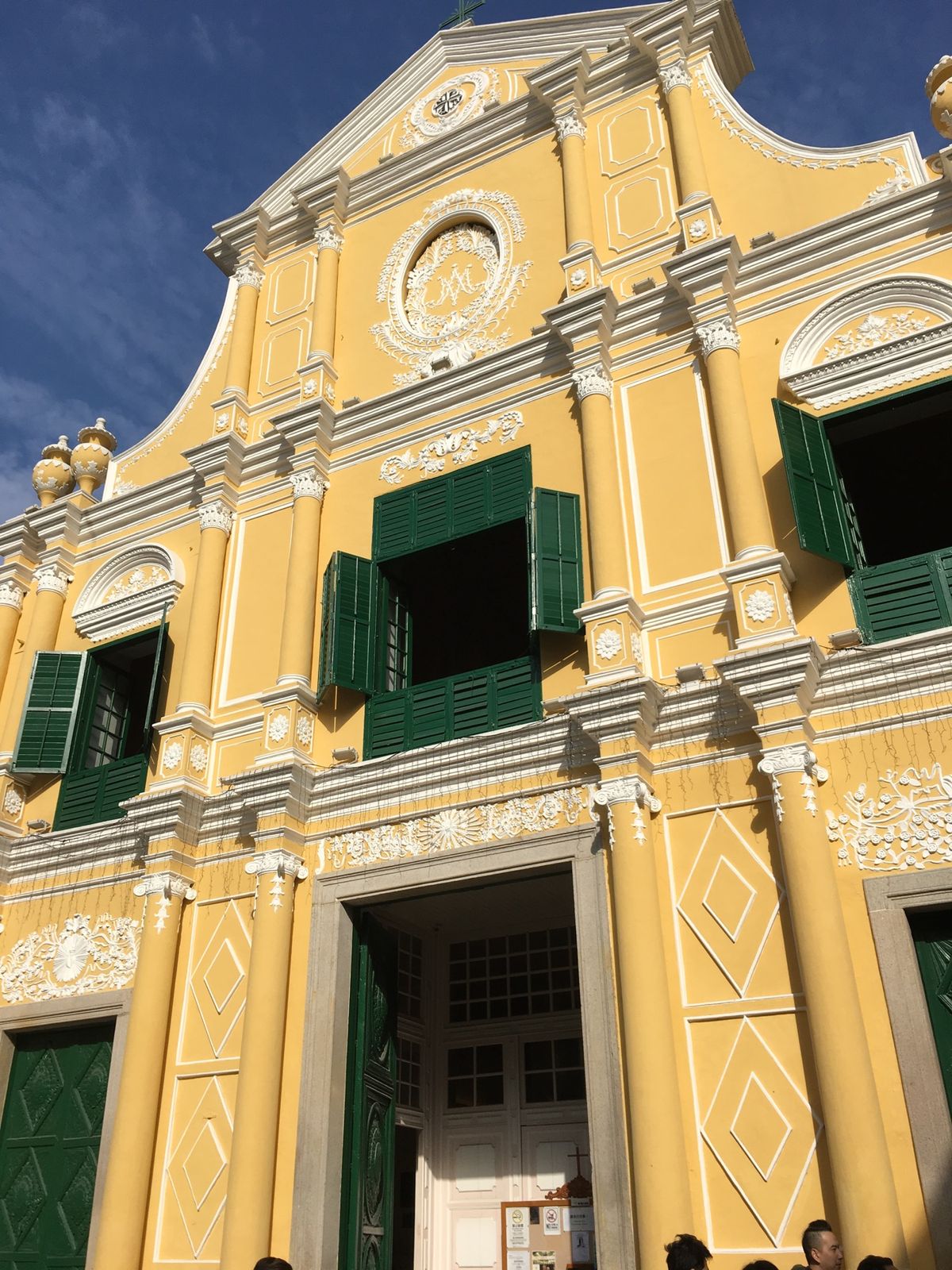 世界遺産と新しいものが融合されたパワフルな街でした。