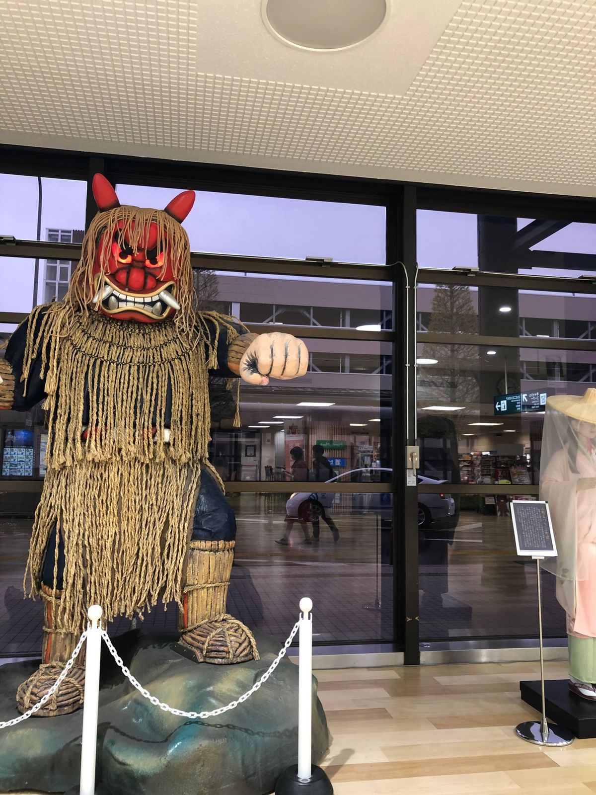 秋田空港から帰路に
夕日がきれい🌇