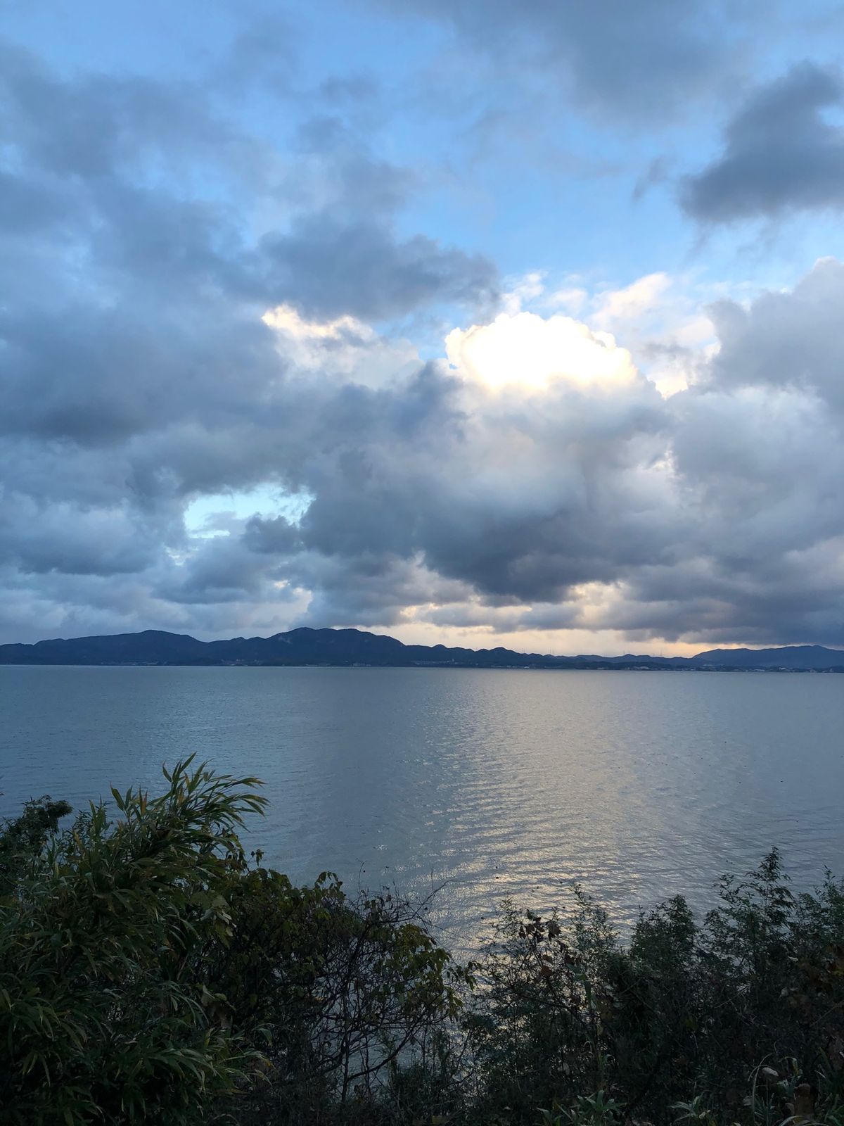 境港からベタ踏み坂を通ってまた松江に戻ります。
玉造温泉入って宍道湖眺めて...