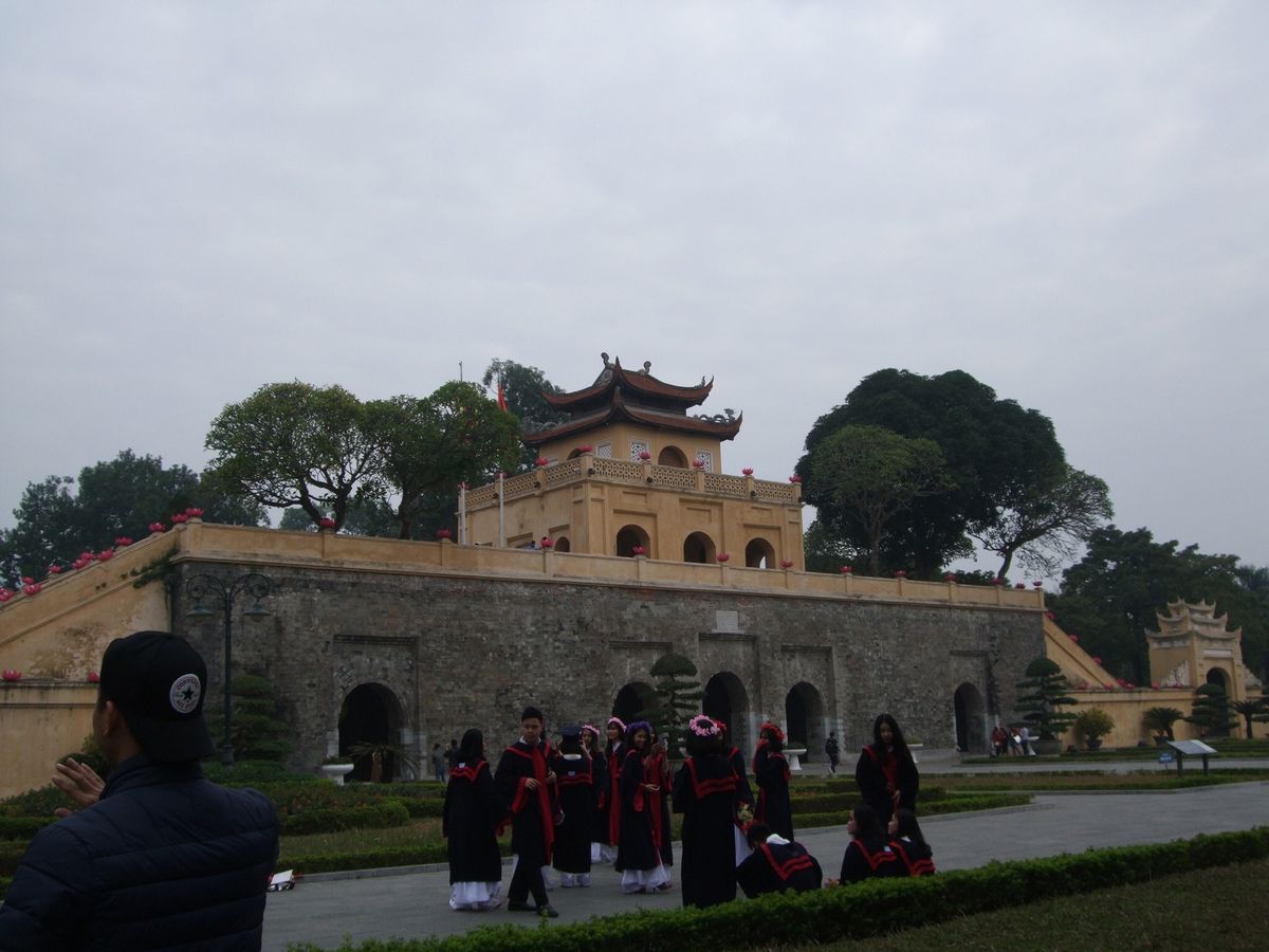 ハロン湾とハノイ
晴れならきれいなんでしょうね
Tripnoteにも同時投...