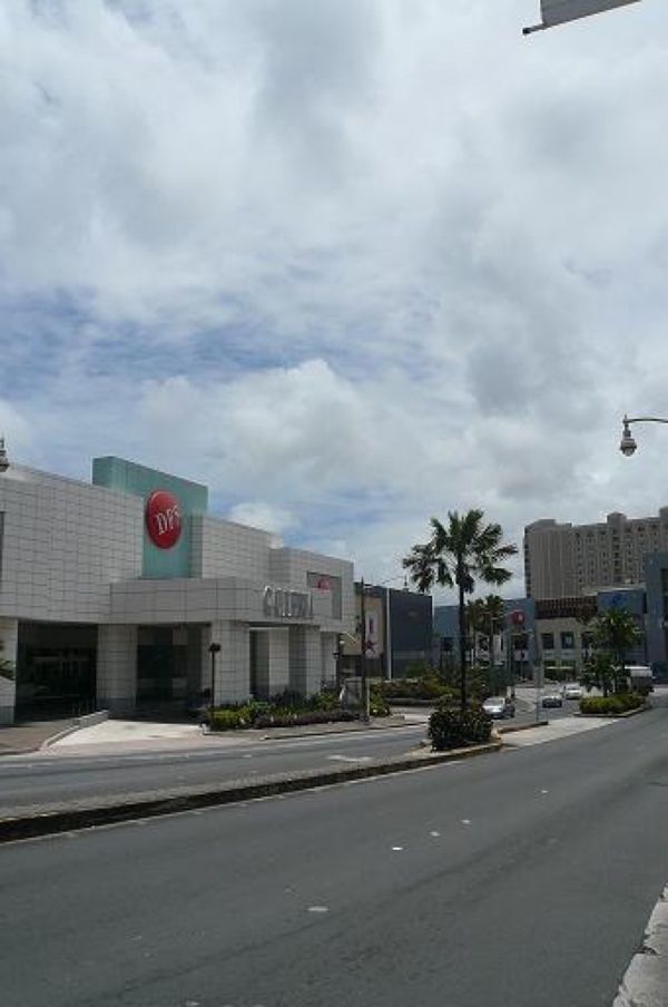 アメリカ(米国)・グアム「グアム」の写真：★2日目

DFSでMARCJACOBS...