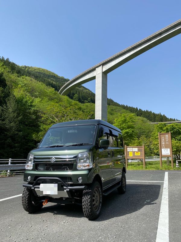 日本・秩父市「老犬と夫婦で車中泊❣️」の写真：秩父市滝沢ダム！