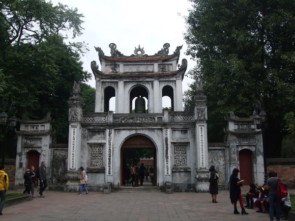 ベトナム・ハノイ「ベトナム」の写真：ハノイの文廟
ホイアンの街並み