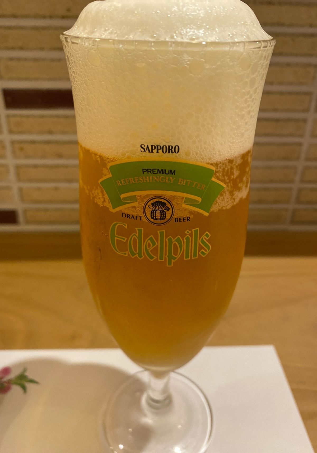 1日目、松山着。
夜はビールにお造り、鯛出汁のおでん。