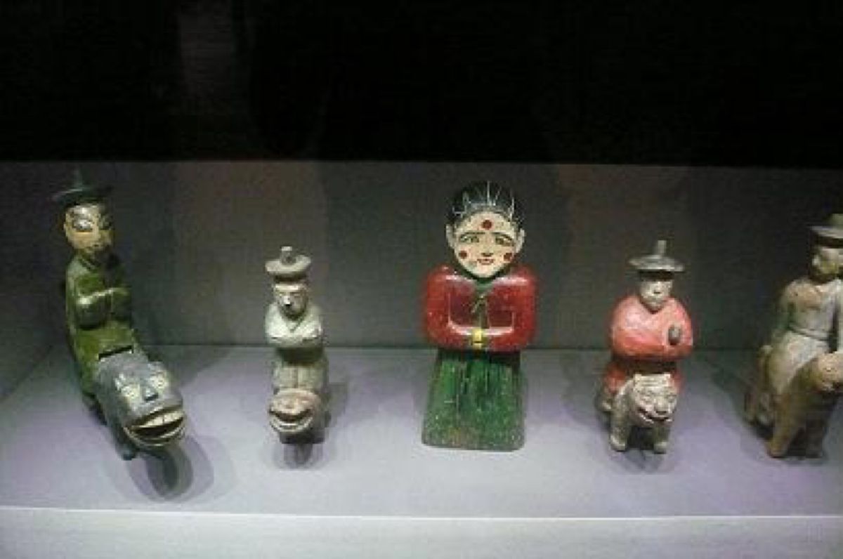 ★3日目

【国立民族博物館 】の中へ。

いくらか入場料を取られると思っ...