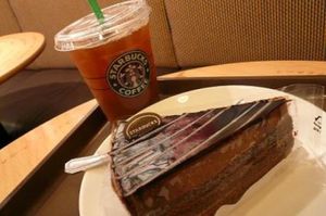 ★4日目

早起きして行って来ました【味加本 】
前日行った時は凄い並んで...