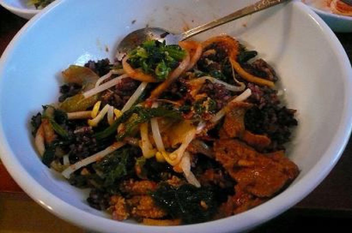 ★2日目

お待ちかねのランチ。竹ごはんのビビンバ。

チゲ辛ッ((＞д＜...