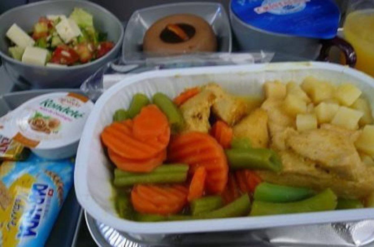 ★帰国•機内


チュニジア最後のホテルでの朝食。
フルーツ食べれば良かっ...