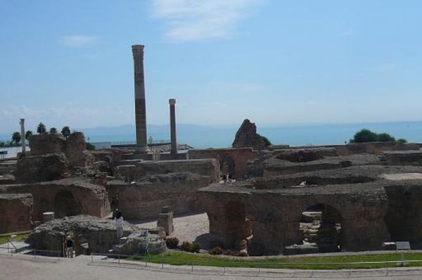 チュニジア・チュニジア「チュニジア」の写真：★3日目

アントニウスの浴場跡。