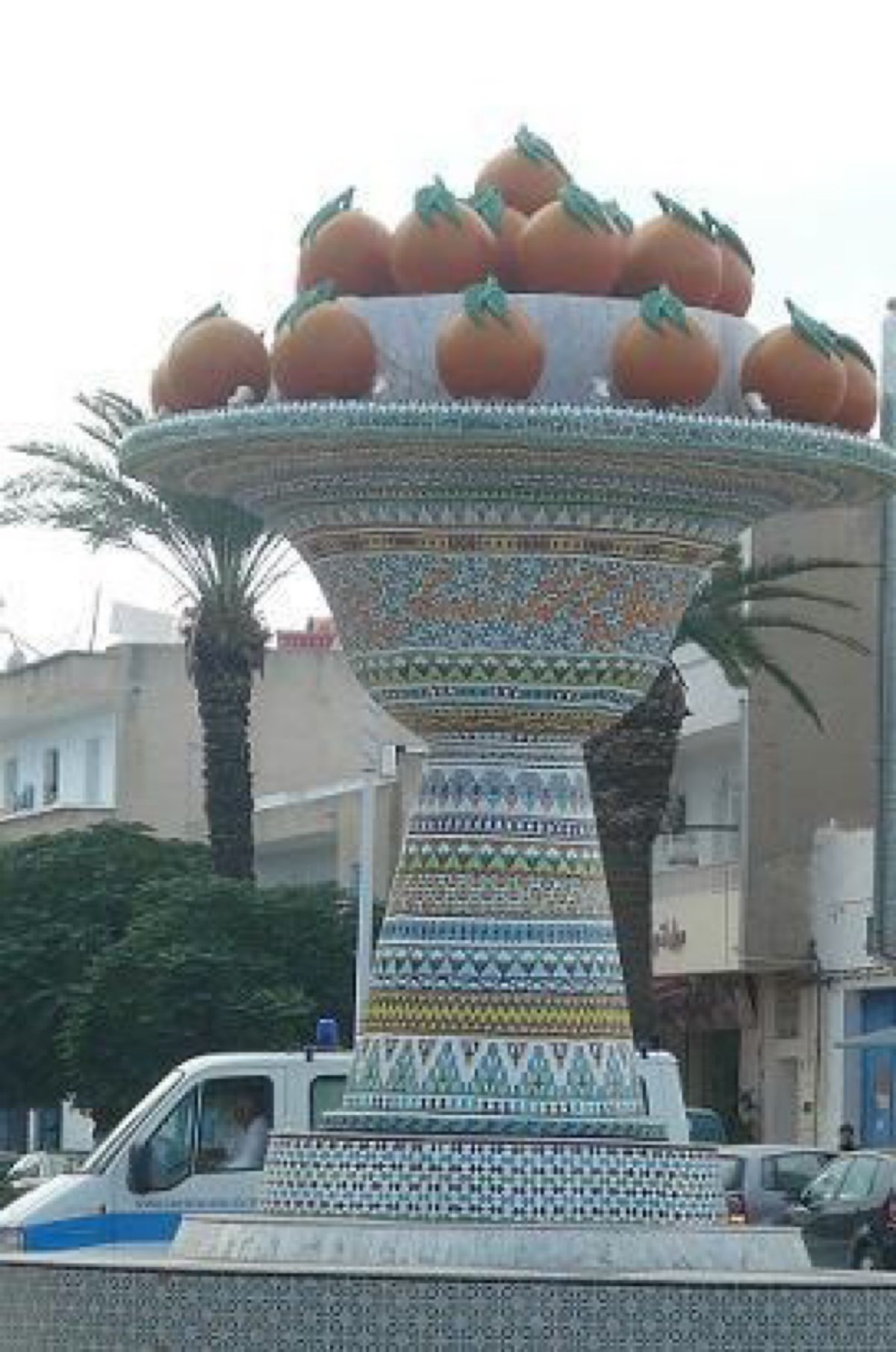 ★1日目

お昼頃に到着。

「お～眩しいビックリマーク湿気がない(ﾉ´▽...