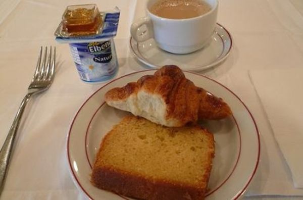 チュニジア・チュニジア「チュニジア」の写真：★帰国•機内


チュニジア最後のホテル...