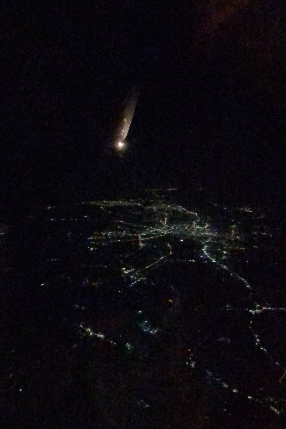 後ろ髪を引かれる思いで帰阪の途。