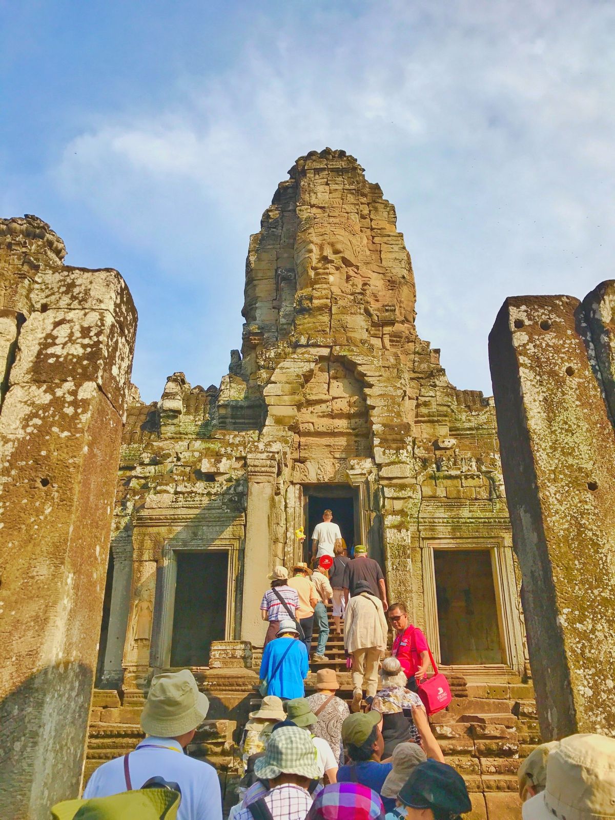 13rd Jan. 2017 pic📷

Angkor Thom
アンコー...