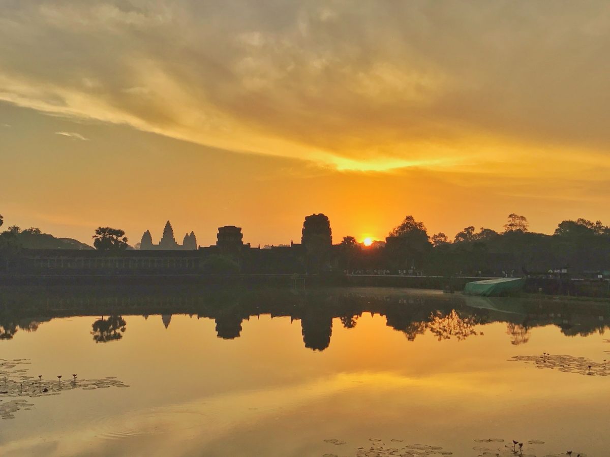 13rd Jan. 2017 pic📷

Angkor Wat
アンコール...