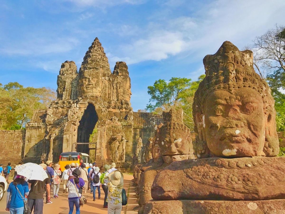 13rd Jan. 2017 pic📷

Angkor Thom観光👣

...