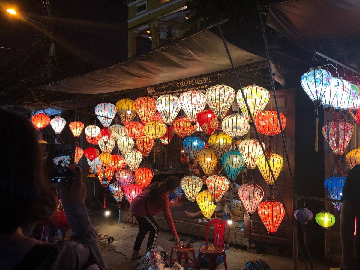 ホイアン　ナイトマーケット