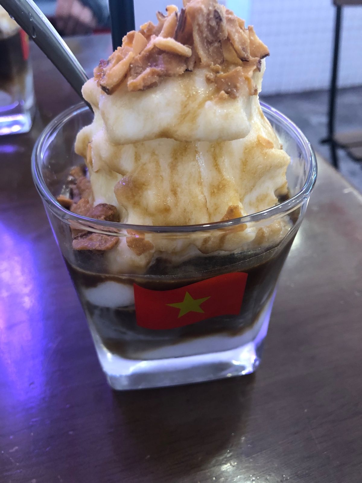 3日目　ダナン観光へ
ダナンへはGrabでタクシーを呼ぼうとするも、なかな...