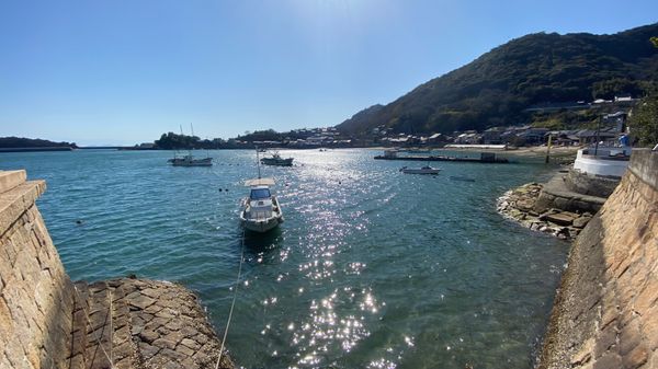日本・広島「ビールを飲みに広島」の写真：バスに乗って鞆の浦まで。
晴れ。
暑い。