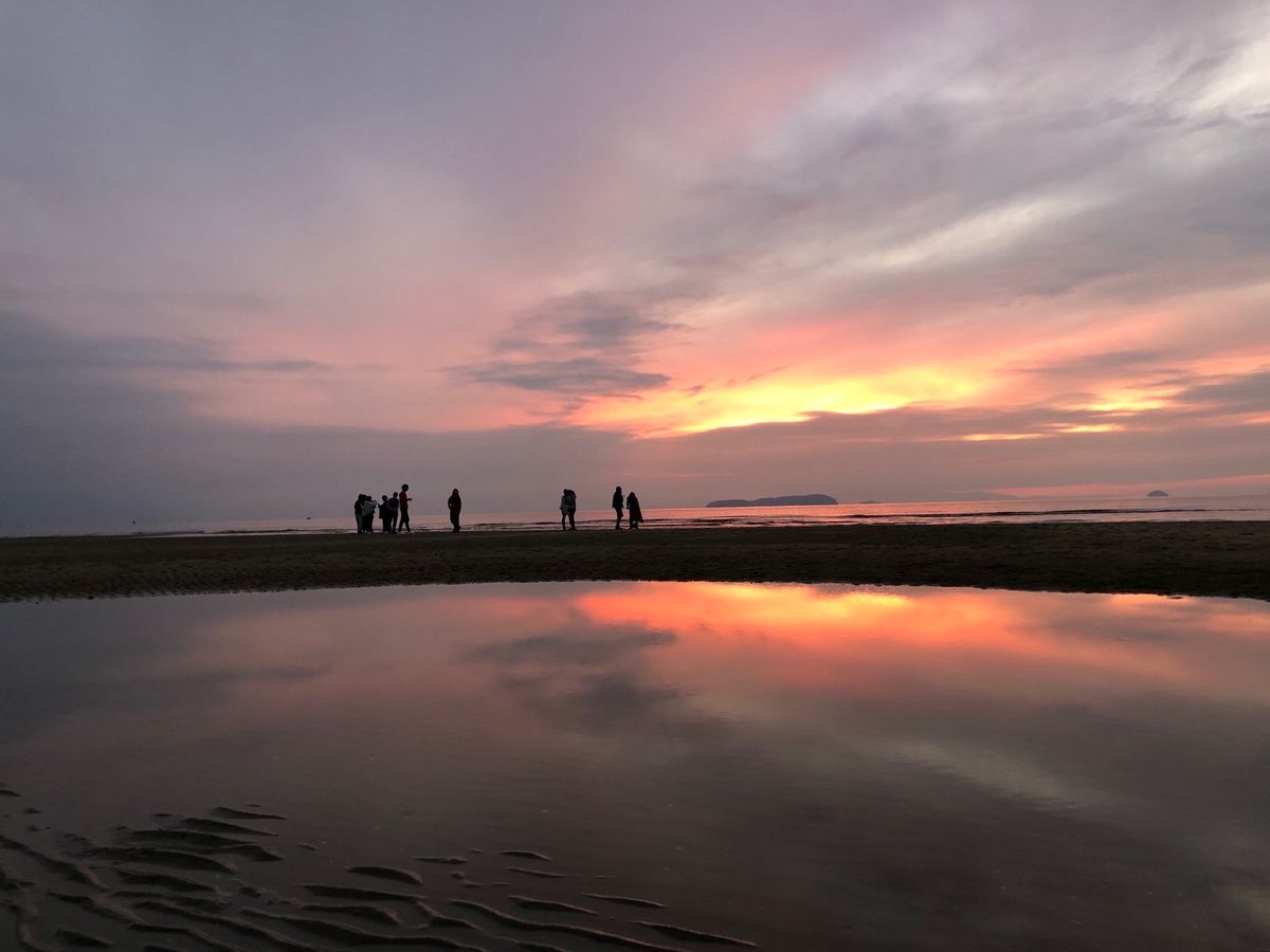 銭形砂絵。
天空の鳥居⛩高屋神社
日本のウユニ☆父母ヶ浜