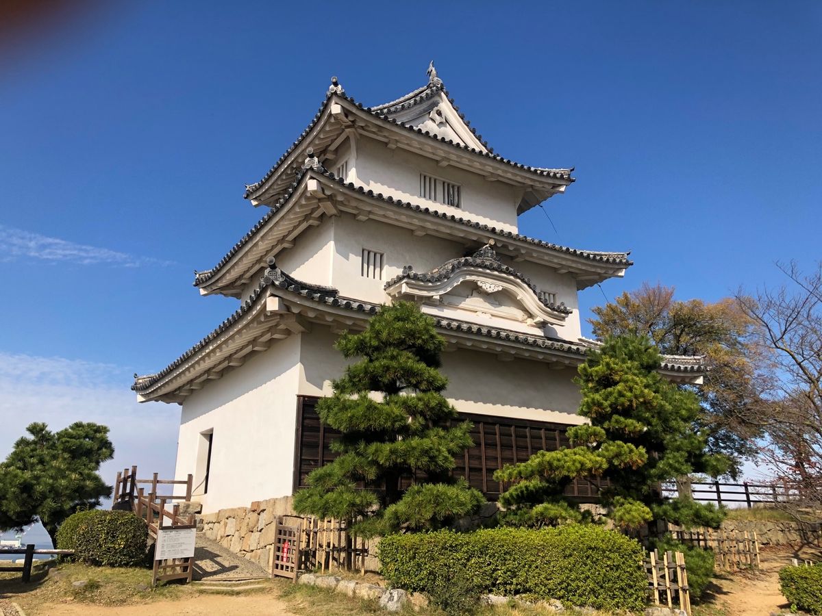 瀬戸大橋
きつめの坂道登って丸亀城🏯