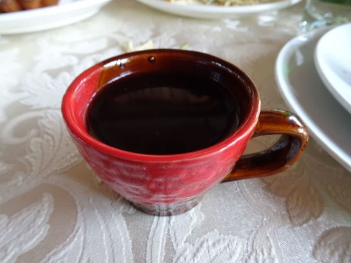 1枚目はホロバツという串焼き料理ですが、コーカサス地方では串焼きがよく食べ...