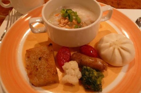 台湾・台湾「台湾」の写真：★2日目

朝はホテルでバイキング。

...