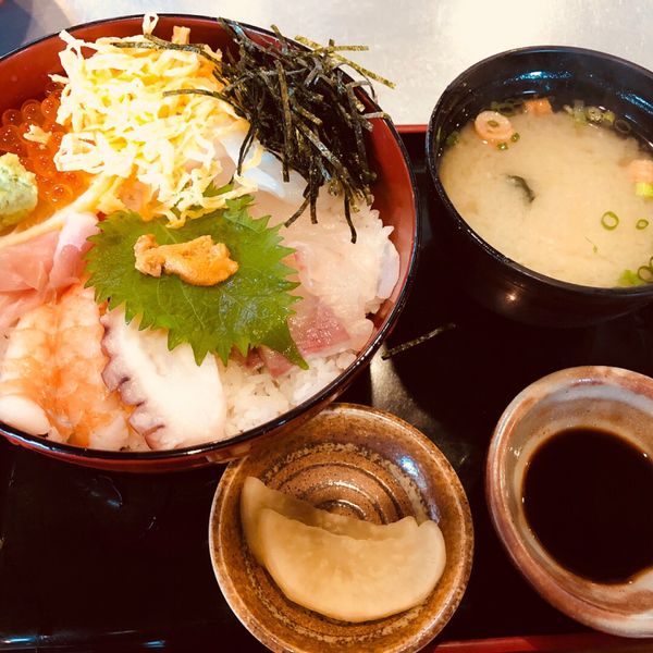 日本・山口県「IN 山口」の写真：食べまくり😋