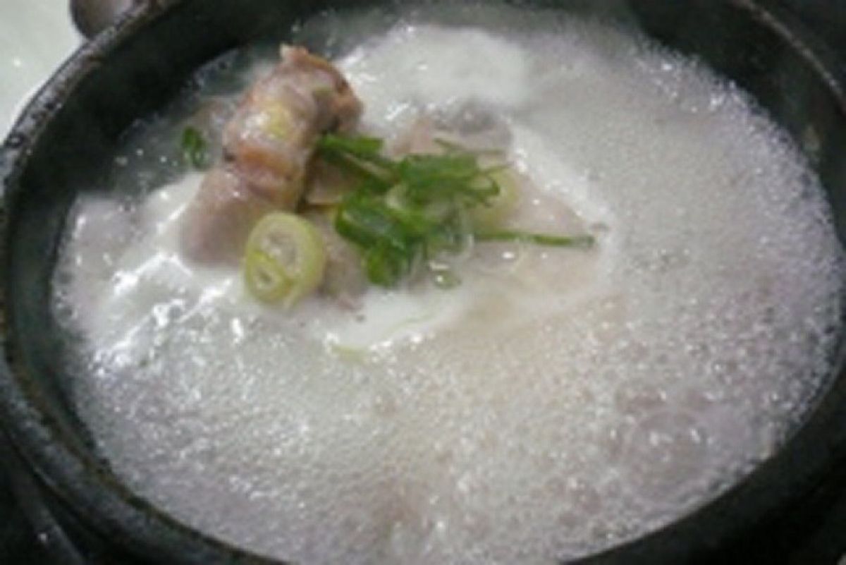 ★2日目

ランチは明洞へ戻って食べます。

前来て美味しかったから、また...