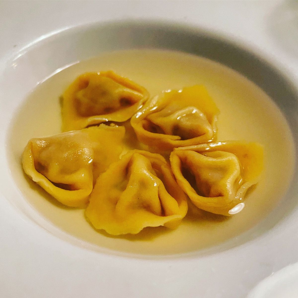 名前のないイタリア料理店　1
鮮魚のカルパチョ
雉のトルテローニ
野生アス...