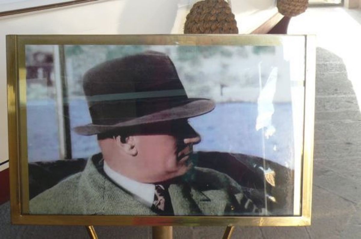 ★6日目

アタチュルク廟の中。

広いです。当時の物も展示してありました。