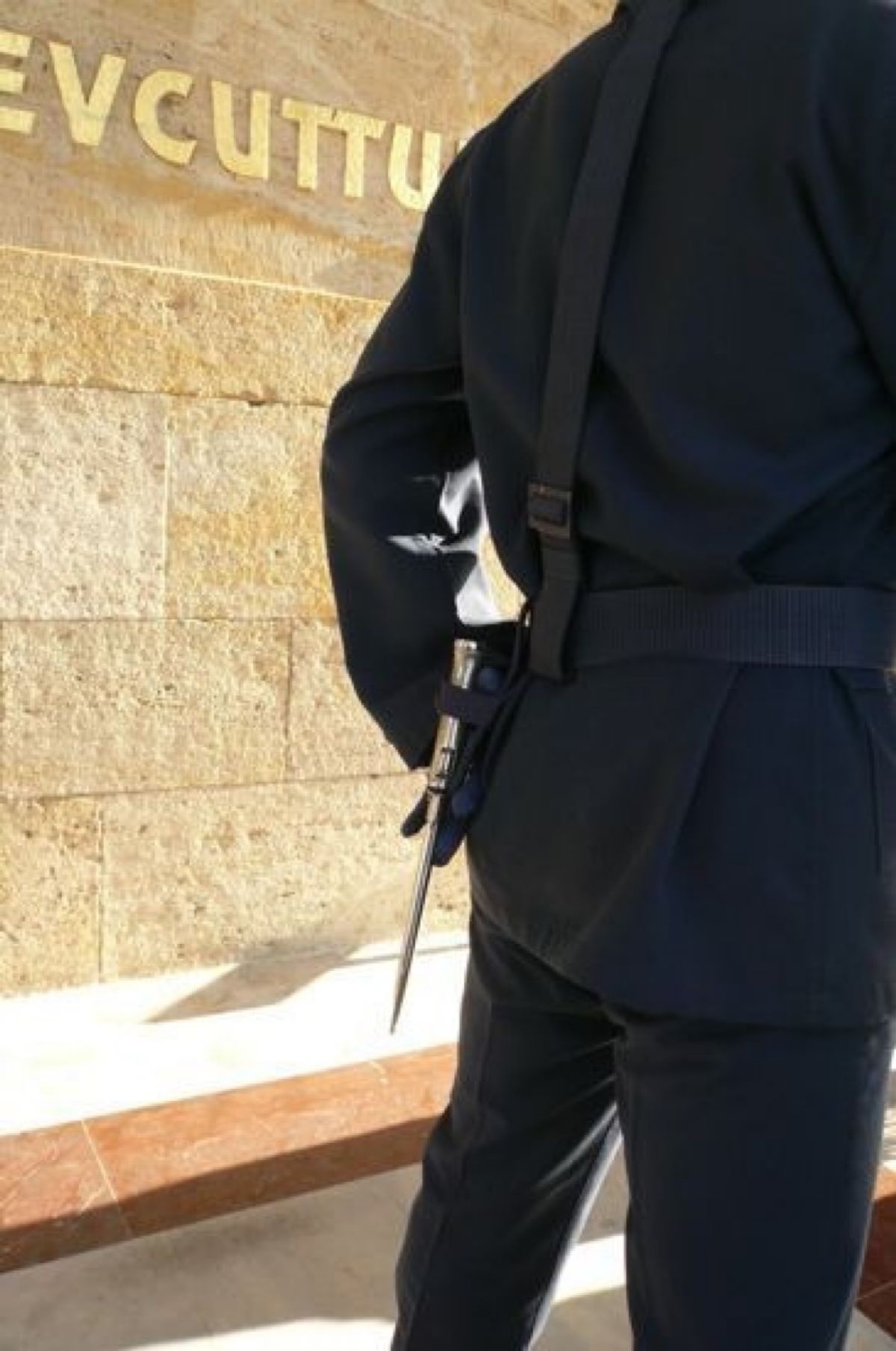 ★6日目

アタチュルク廟へ。
トルコの建国の父と言われた人が眠ってるとの...