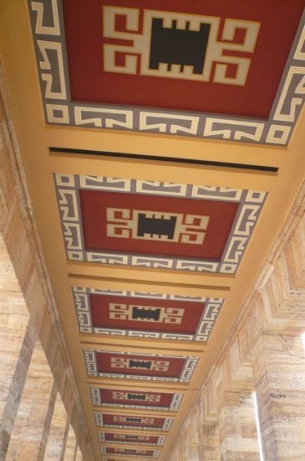 トルコ・トルコ「トルコ」の写真：★6日目

アタチュルク廟の中。

広い...