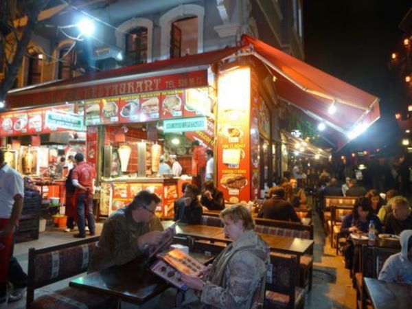 トルコ・トルコ「トルコ」の写真：★6日目

何か買い食いしたいけどお腹い...