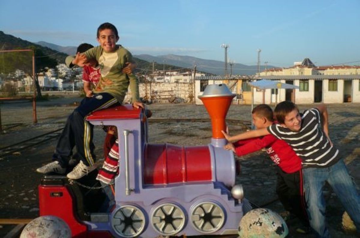 ★2日目

夕食まで時間があったのでこの地下道を通って道を渡って海へ。

...