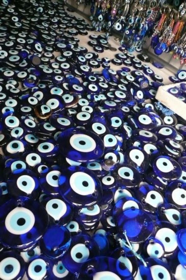 トルコ・トルコ「トルコ」の写真：★5日目

お土産屋さん。

トルコの目...