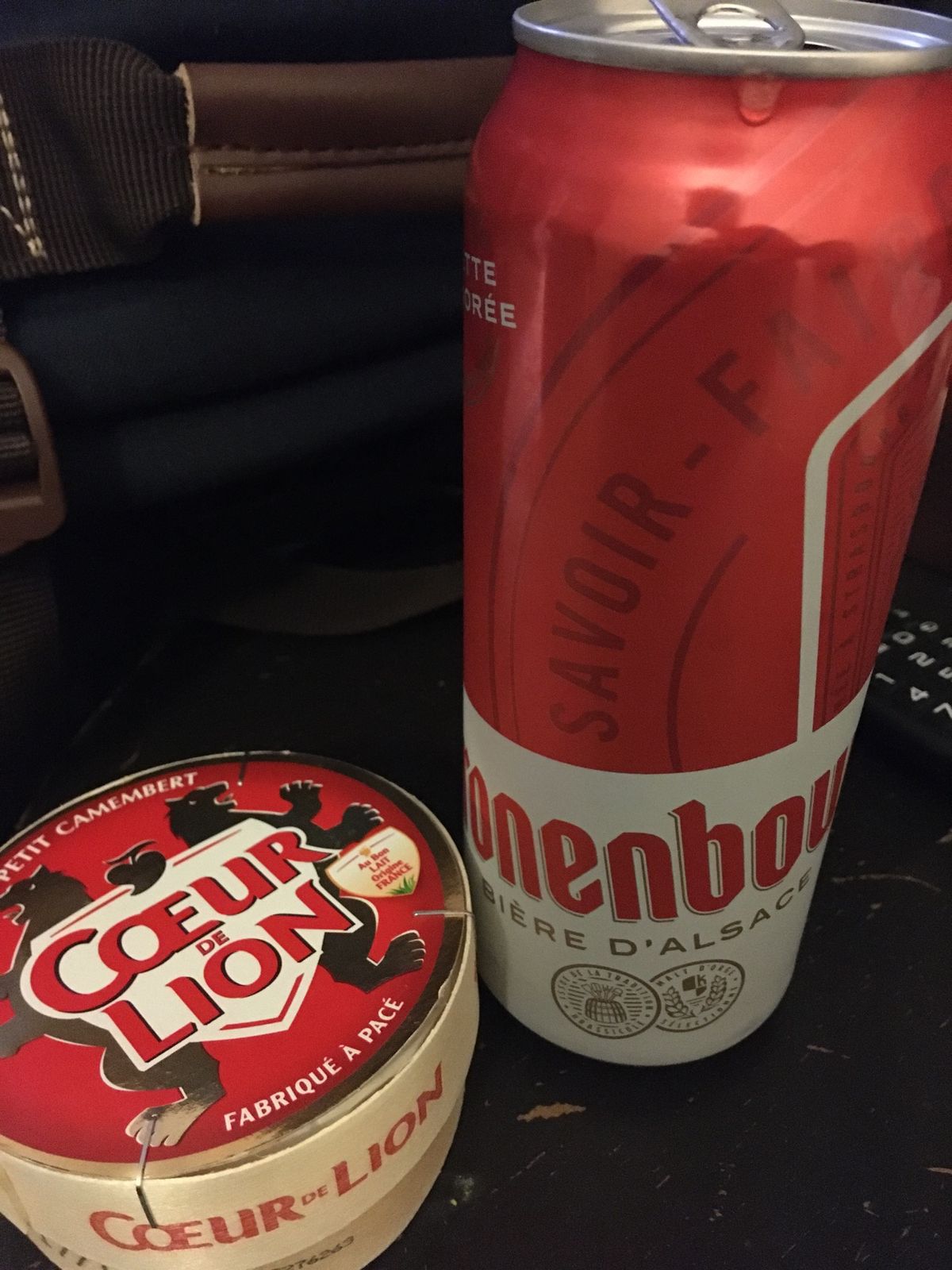 おまけ　パリ食べ物色々
ピジョン　ハト初めて食べた
ガレット、マルシェで
...