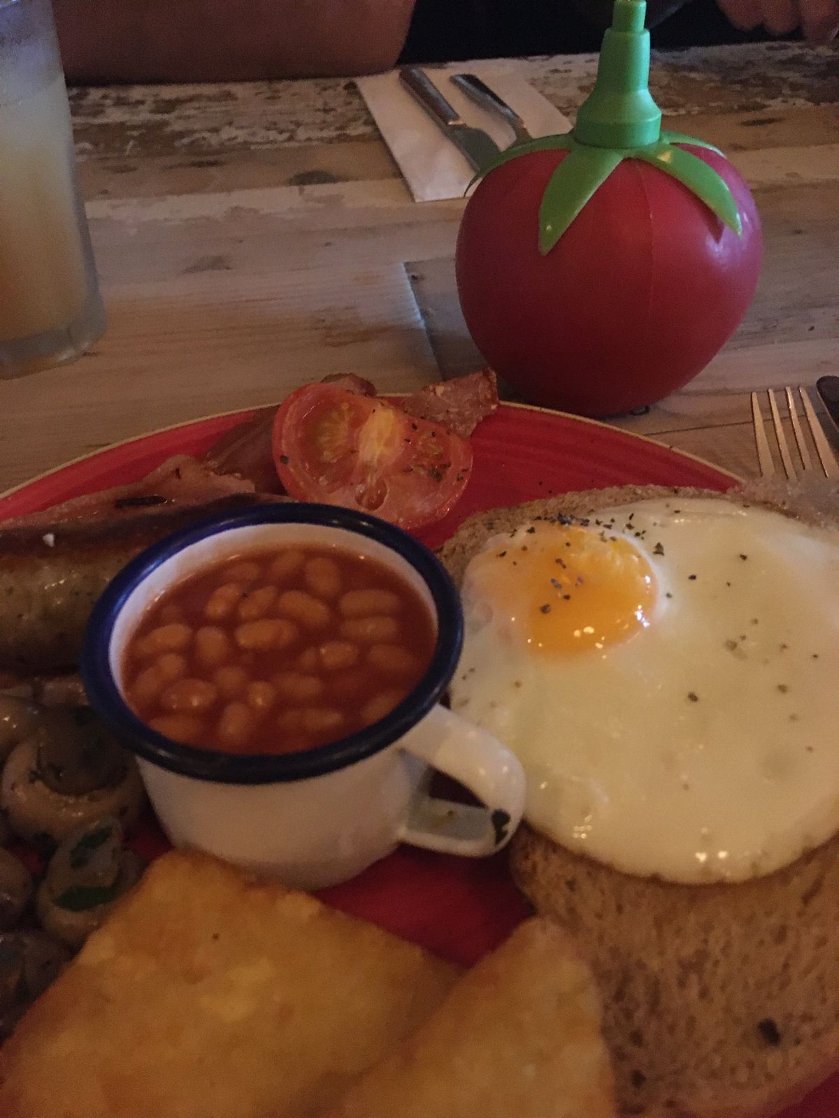 おまけ　イギリス食べ物編
イギリス人の友人に食べてみてリストを作ってもらい...