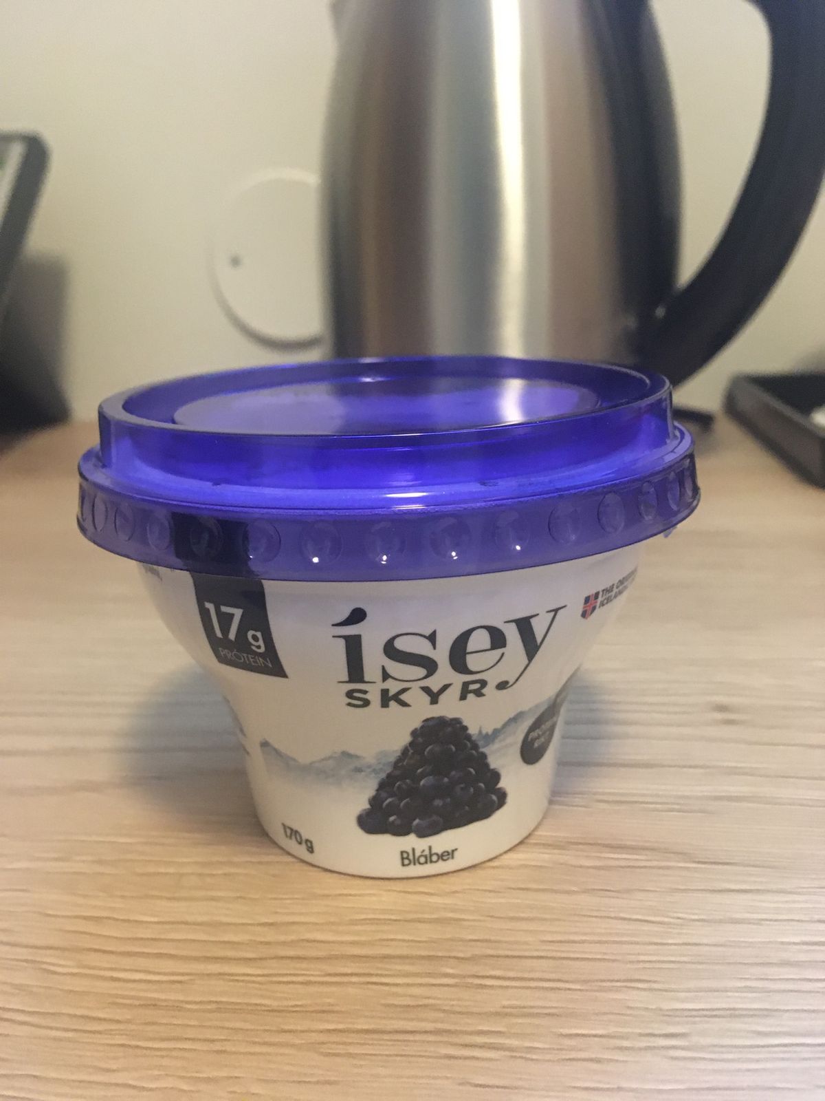 おまけ　アイスランド編
やっぱり物価の高さに驚愕

コンビニでオレンジジュ...