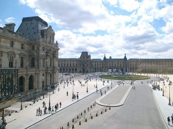 フランス「欧州周遊（フランス）」の写真：7日はルーブル美術館に行ったらしい。ゴテ...