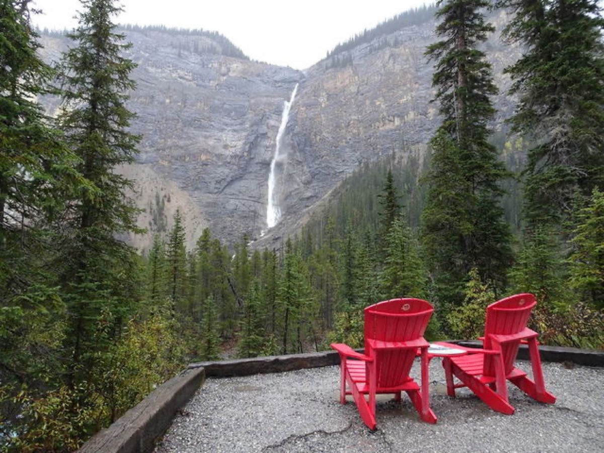 1枚目はタカカウ滝、2枚目はヨーホー川、3枚目はカナディアン・ロッキー、4...
